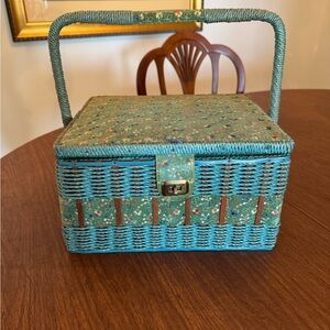 Dritz Wicker Vintage Sewing Basket with Handle